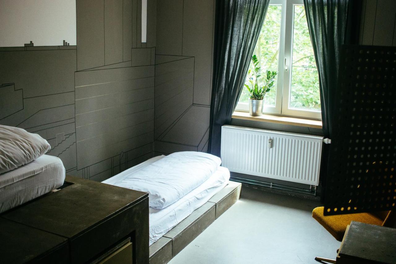 Hostel & Garten Eden Lipsk Zewnętrze zdjęcie